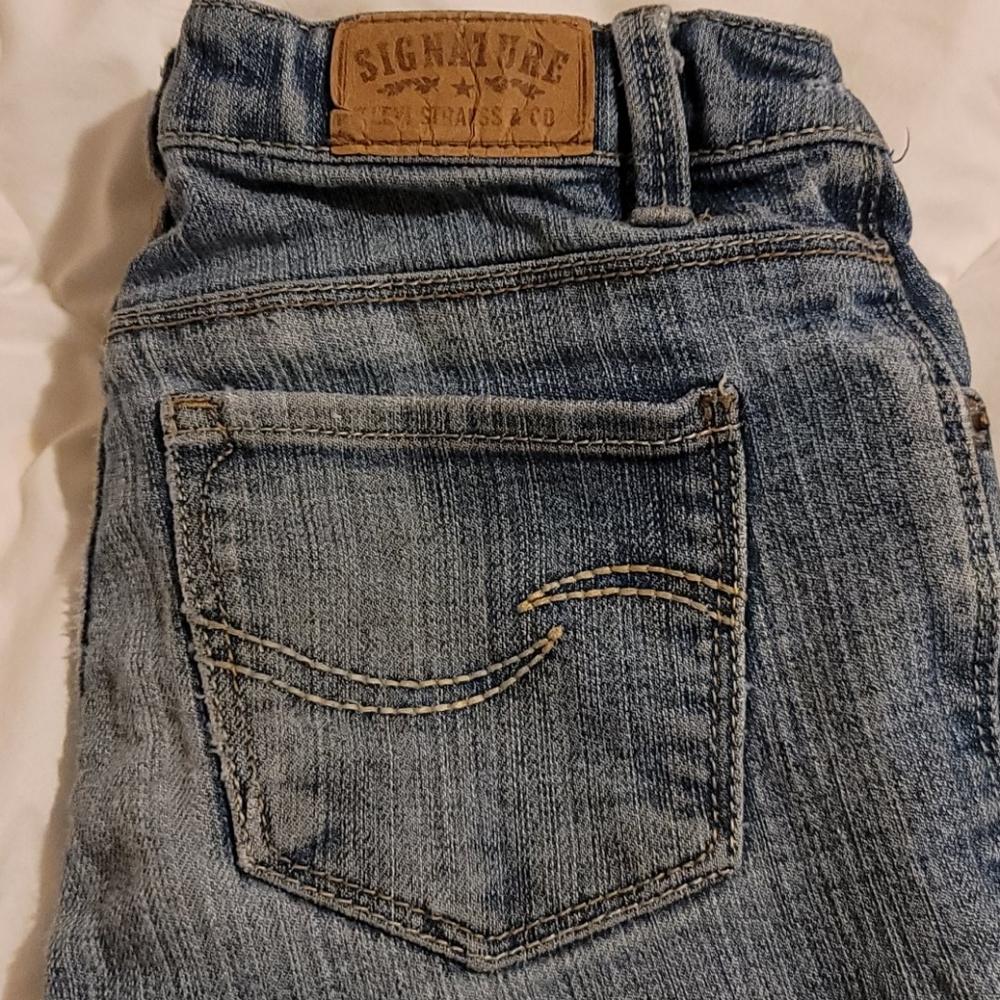 Levi flare jeans - Picture 2 of 7